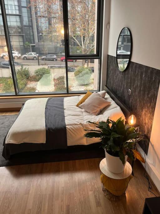 Beautiful Bright Loft *
