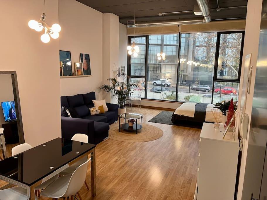 Beautiful Bright Loft Apartment San Sebastian de los Reyes